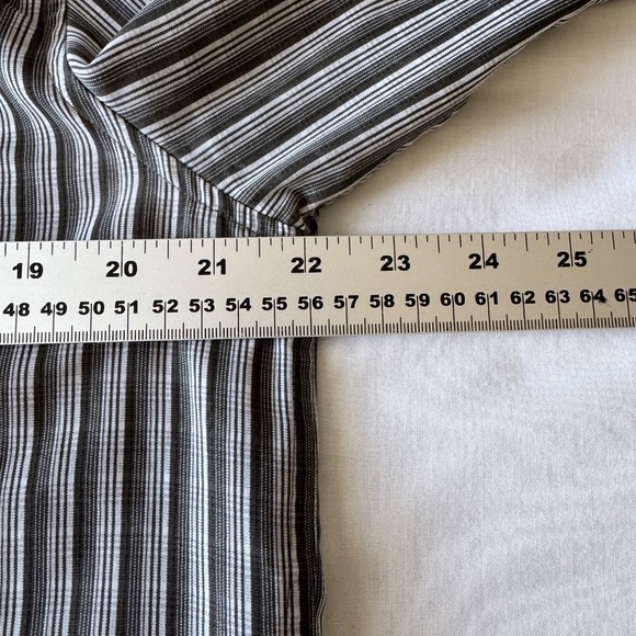 Arnold Palmer Men's M Long Sleeve Button Up Casual Dress Shirt Striped Gray Golf - Picture 9 of 13